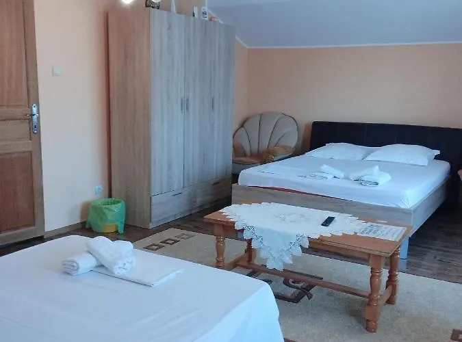 בית הארחה Creta