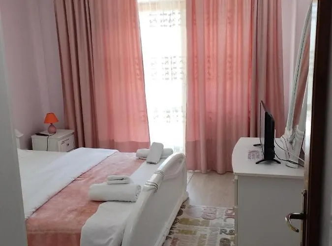 Creta בית הארחה *