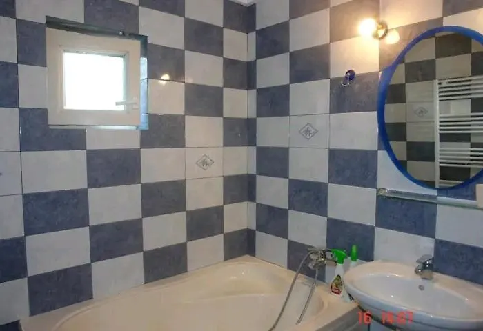 Creta בית הארחה *